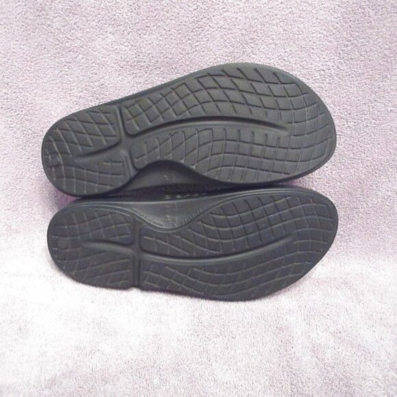 OOFOS OOahh SPORT Recovery Size 12 SANDALS Comfort FOAM Arch SLIP ON Beach SLIDE - Picture 8 of 9